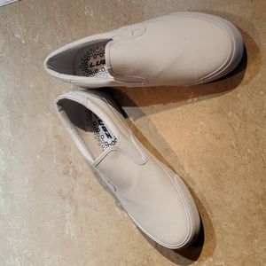 Lugz White Canvas Clipper Slip-On Sneaker 10.5